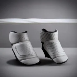 PROTÈGE-PIEDS DE BOXE AVEC PROTECTION INTÉGRÉE 500 GRISES